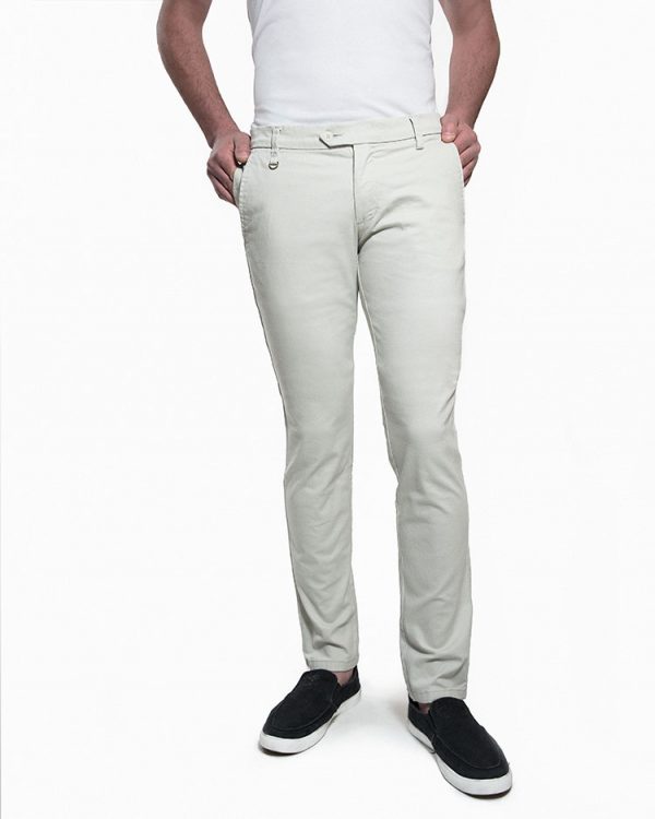 pantalón chino beige